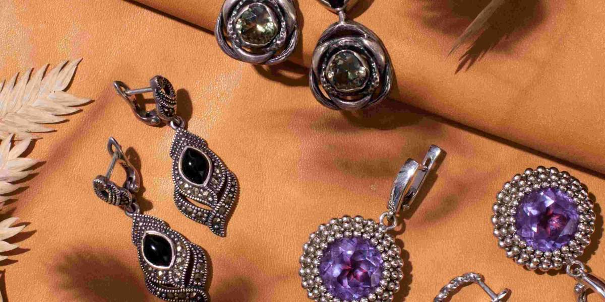 Stylish Pearl Earrings | Modern, Vintage & Trendy Designs