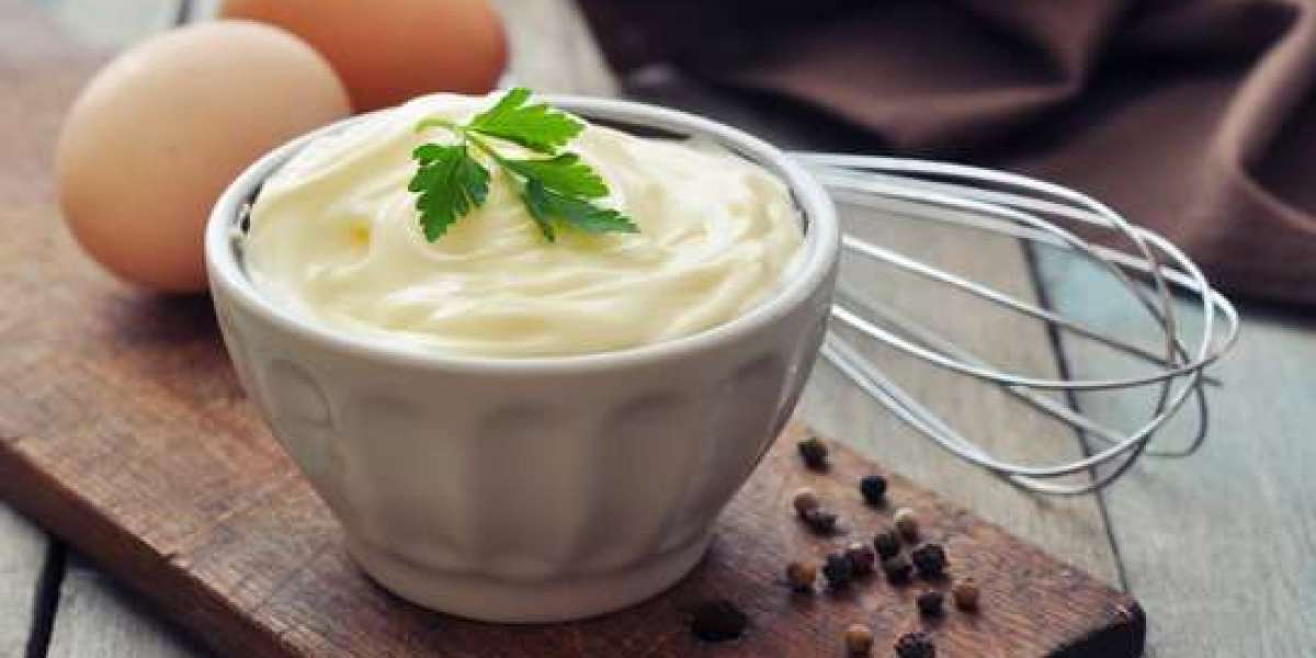 Calories In Mayo: Tips for Low-Calorie Alternatives