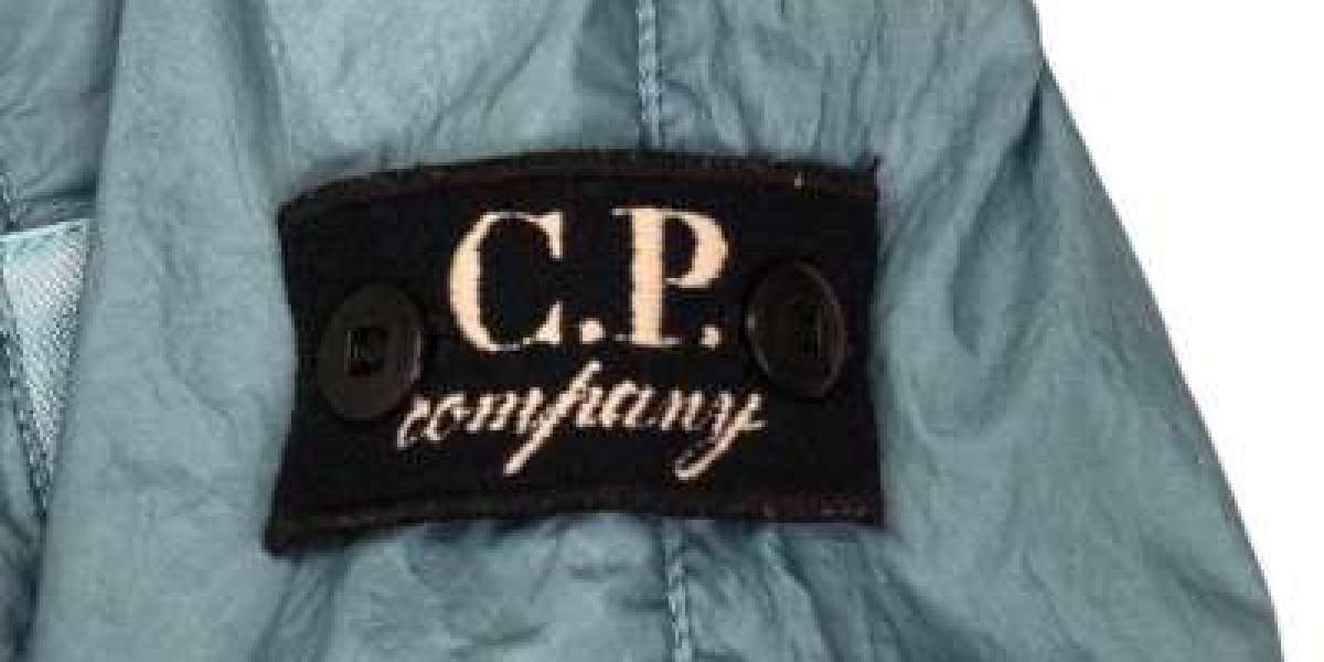 Buy CP Company Vintage Clothes in Pakistan – Authentic & Stylish