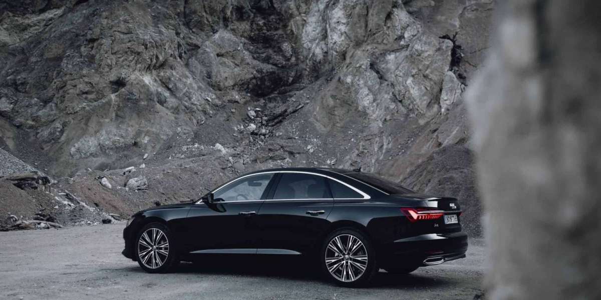 Reliable Limo Bus Service Near You for Group Transportation