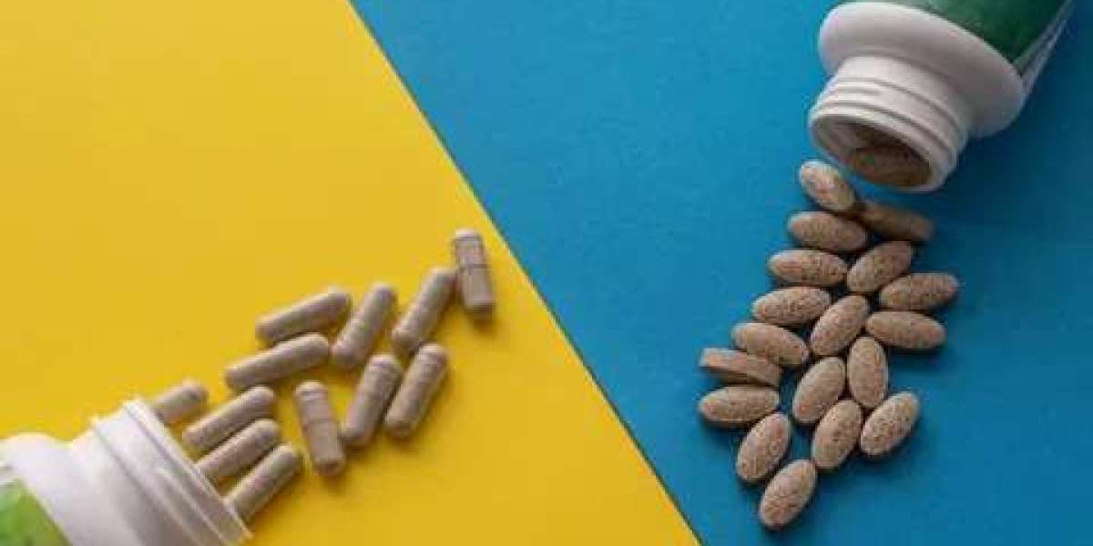 Best Multivitamin in Pakistan for Females – A Complete Guide by VitaFit Online