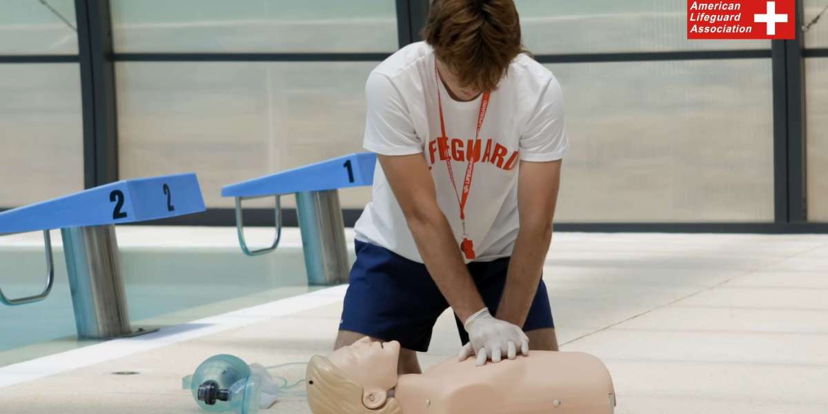 Get Your Lifeguard Training from ALUSA’s Certified Instructors