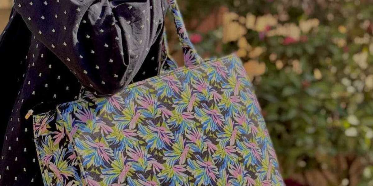 How the Best Cotton Canvas Bag for Student Improves Daily Life