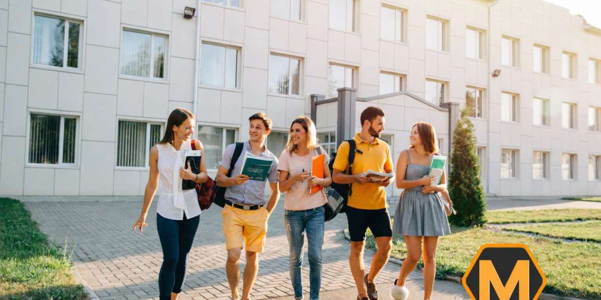 Writing an Essay That Grabs Attention: Smart Strategies for Students