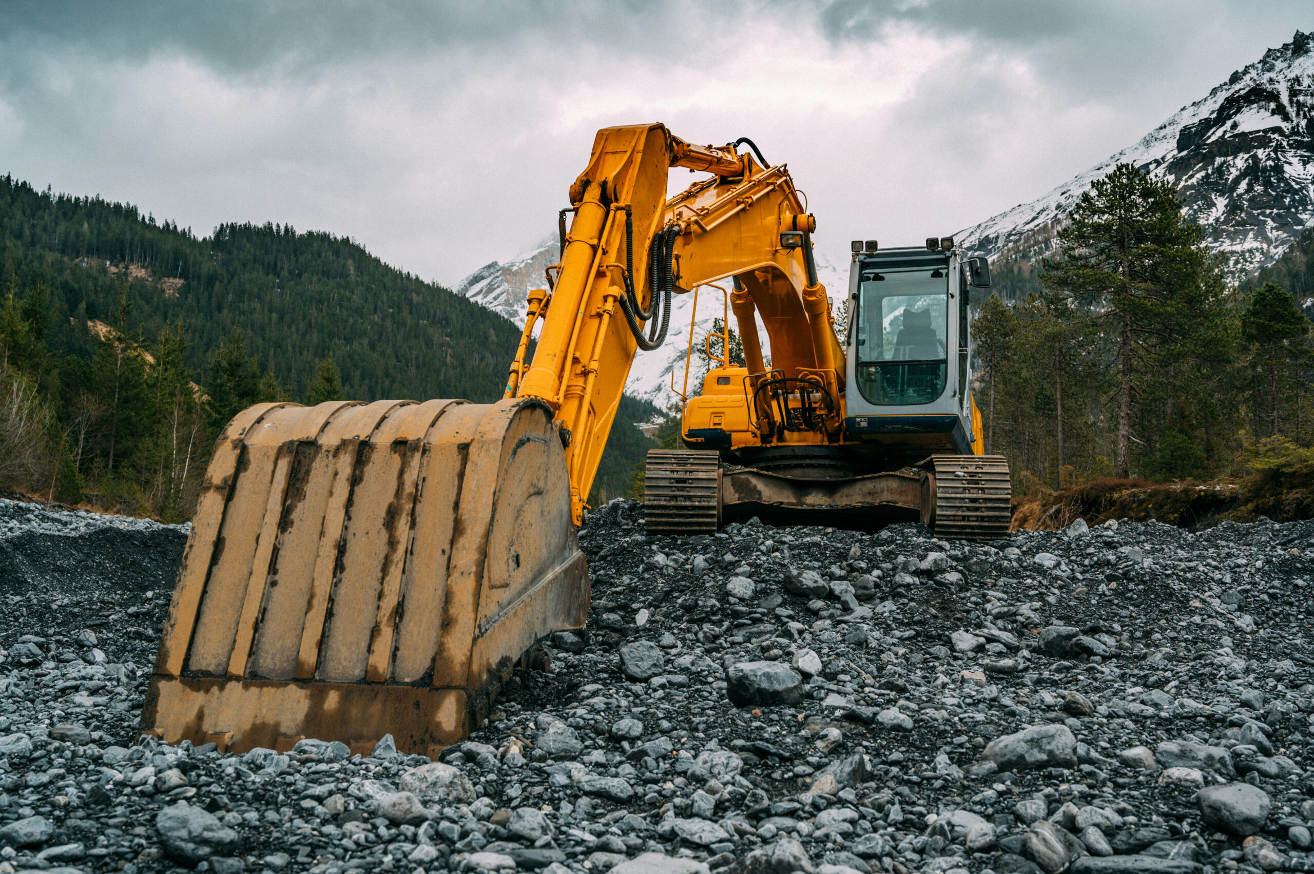 Mining and Construction Equipment for Sale Worldwide