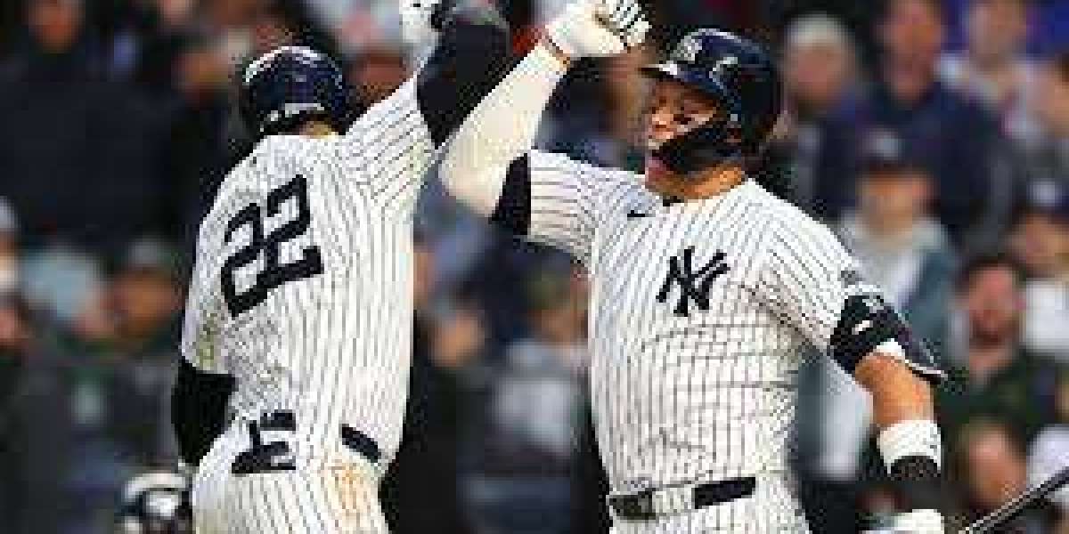 Yankees Bullpen Shines in Extra-Innings Win Over Rays