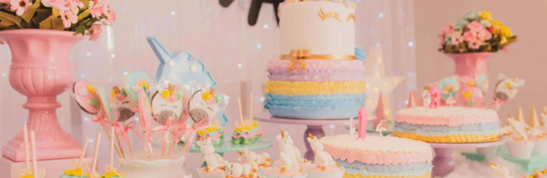 Cupcake Hearts Cover Image