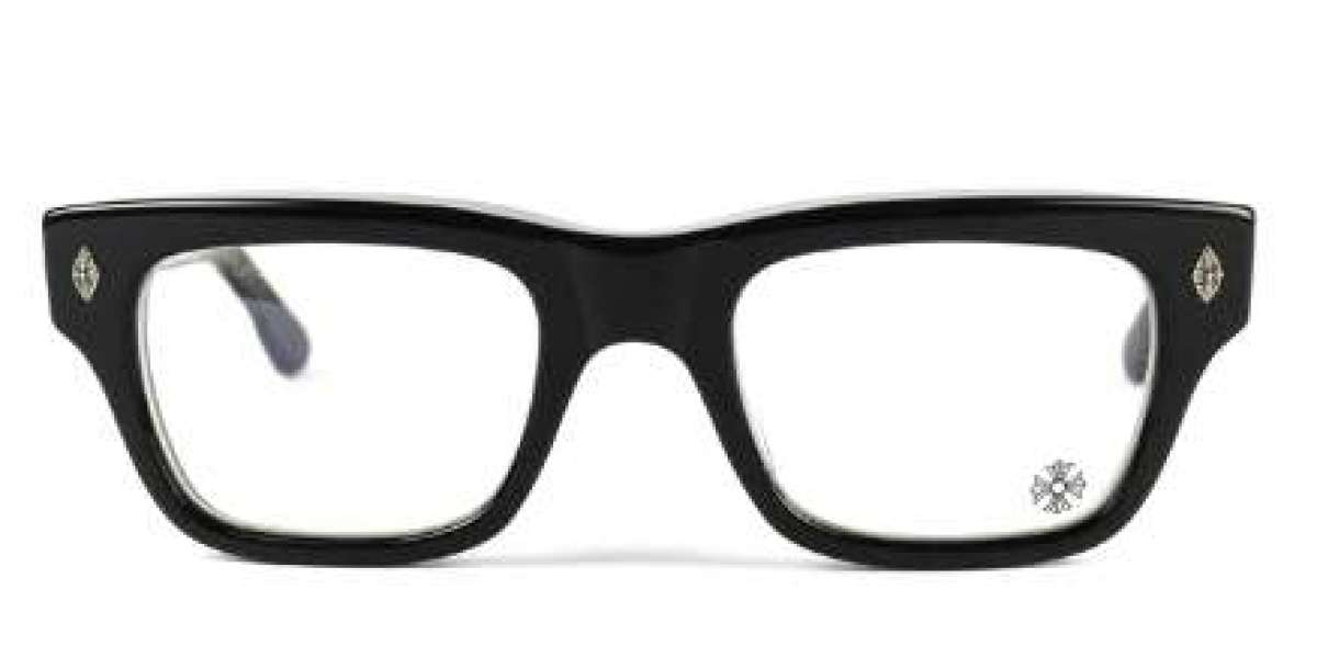 Chrome Hearts Glasses – The Priming Effect and How Early Exposure Shapes Luxury Decisions