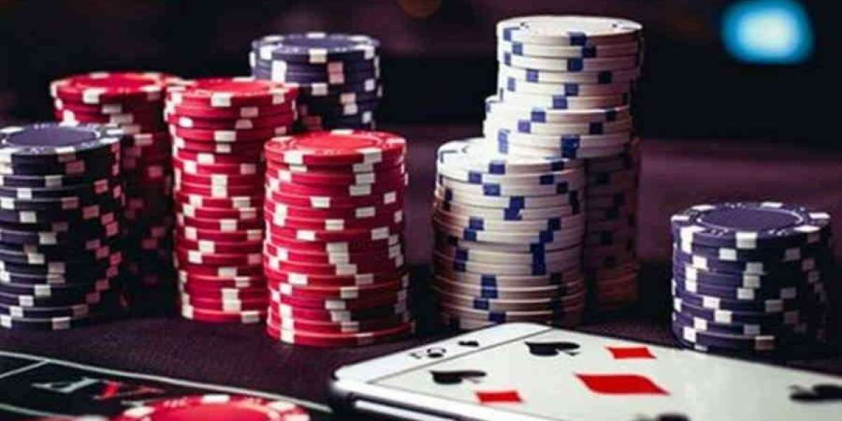 Den Globala Marknadens Integration: Hur Internationella Spelregler och Samarbetsavtal Formar Online Casinon 2025