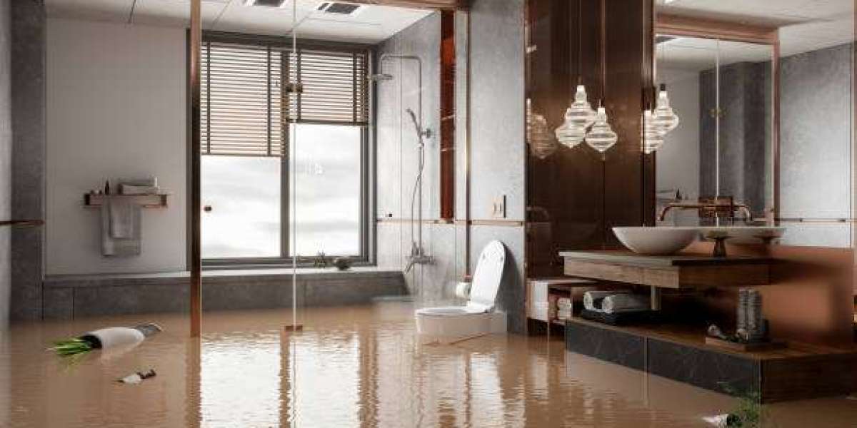 How Bathroom Remodeling Services Fix Cramped Bathroom Designs