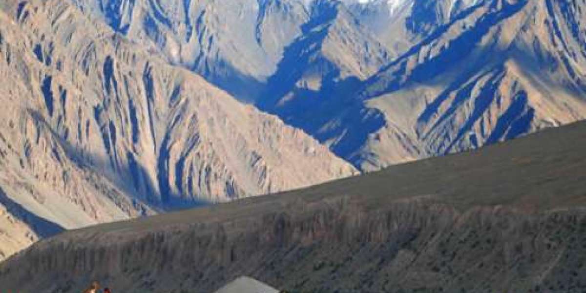 Jammu and Kashmir Tour Package – Explore Paradise with the Best Travel Agent in Ladakh