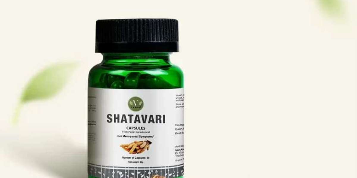 Shatavari Capsules for Women: A Natural Way to Support Hormonal Balance and Wellness