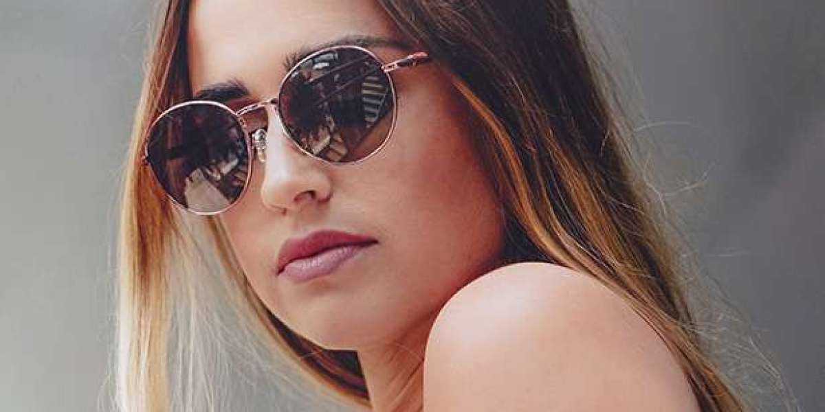 Titanium Sunglasses in Dubai: Why Premium Metal Frames Fit the Market