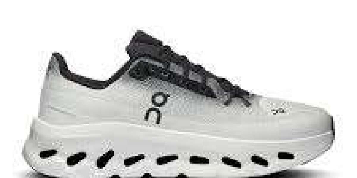 On Cloud Canada | High-Performance Running Footwear