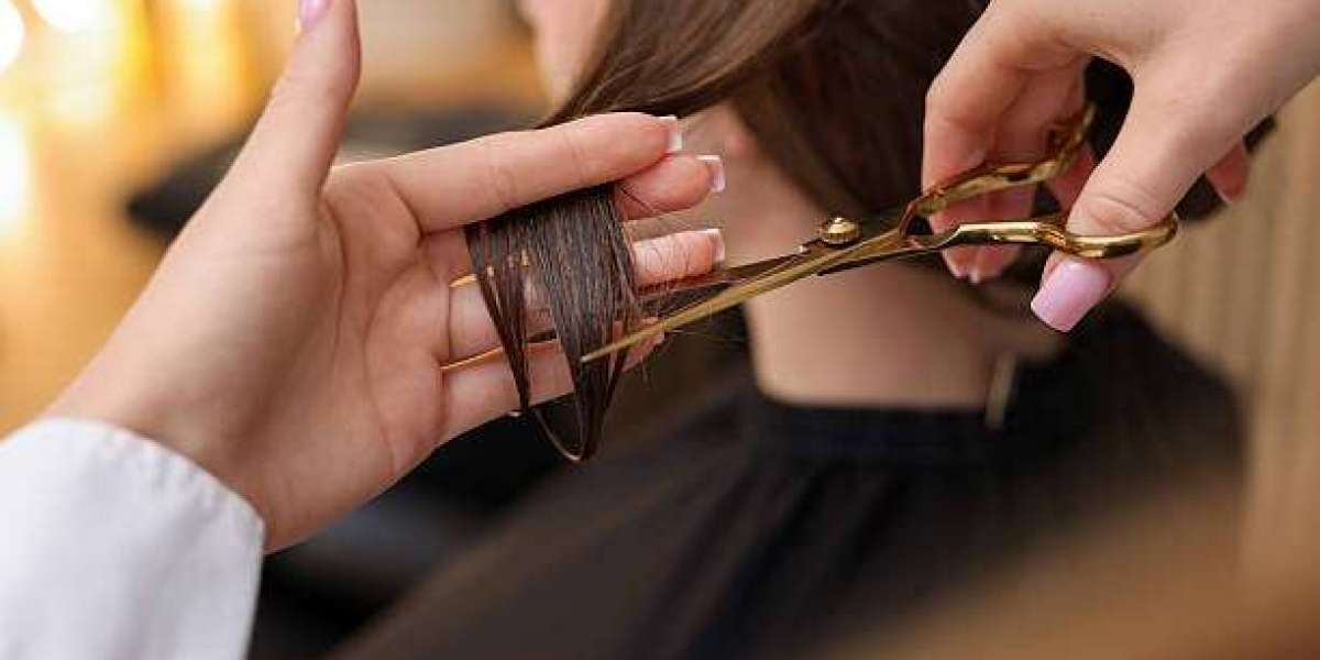5 Signs You Need a Fresh Haircut Soon