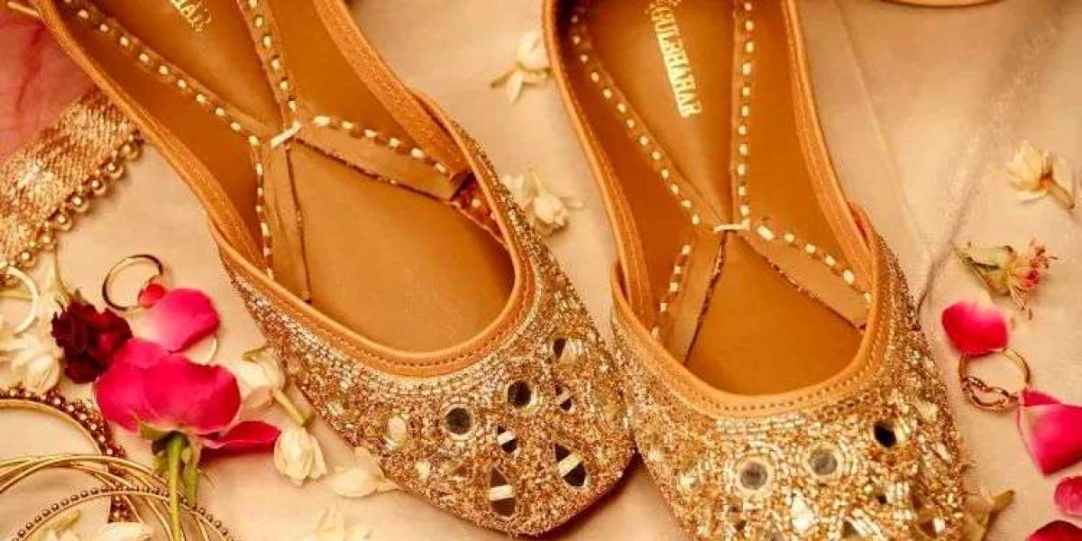 How Bridal Punjabi Juttis Add Timeless Charm to Every Wedding Look