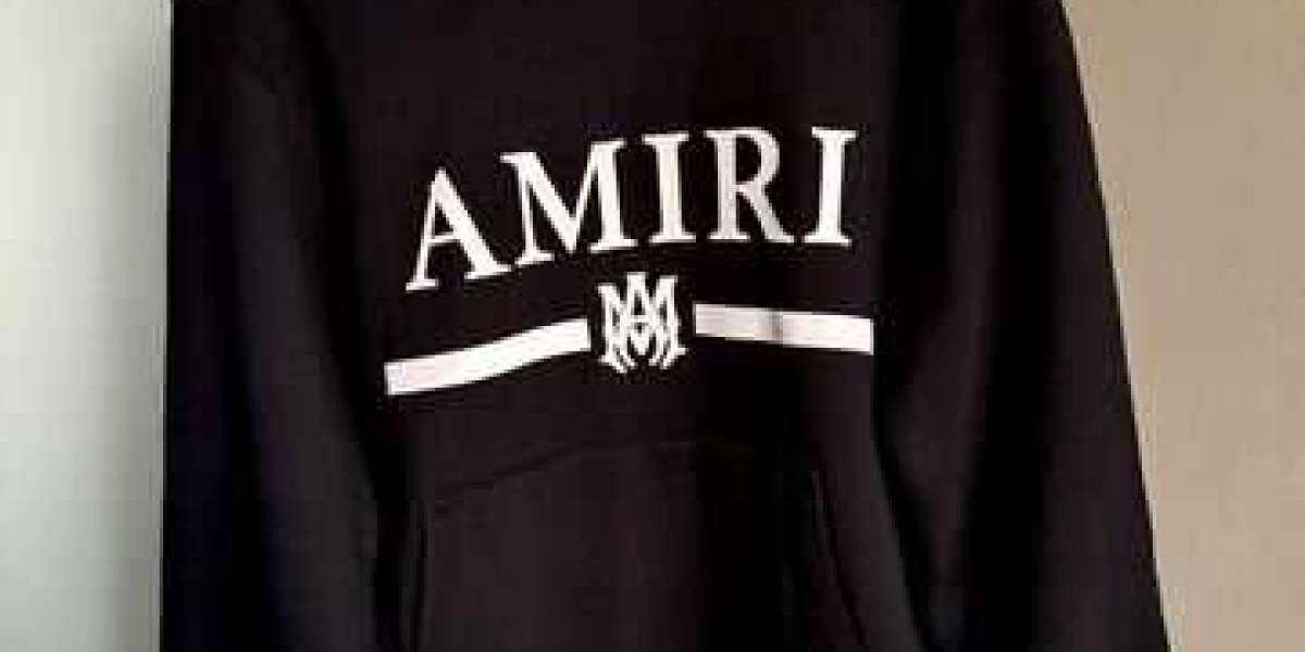 Amiri Jeans Men Pairing Guide With Hoodies and Jackets