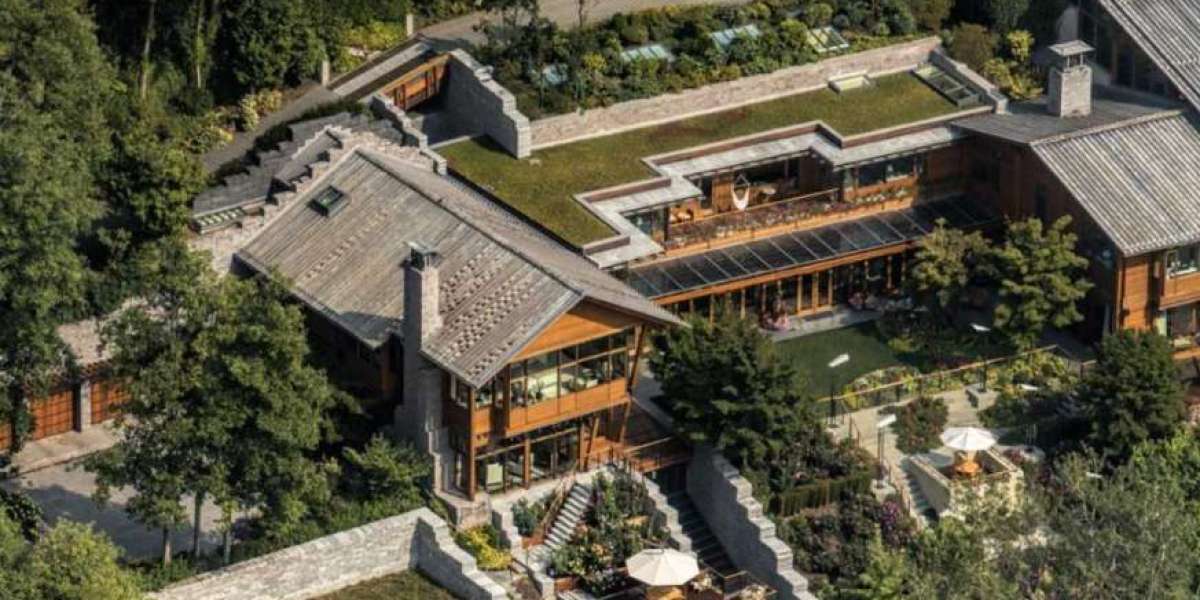 Bill Gates House: A Look Inside the Iconic Home of the Microsoft Co-Founder