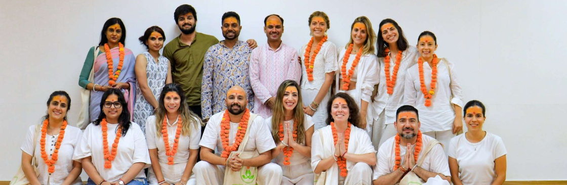 Rishikesh Yogis Yogshala Cover Image