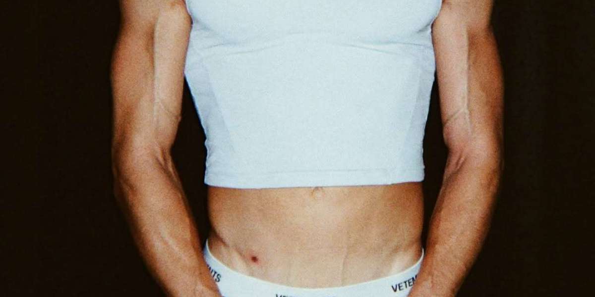 Vetements T-Shirt: Stylish Designs for Everyday Streetwear