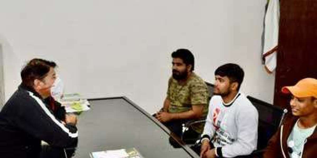 Can the Right Support Make Recovery Easier at a De Addiction Centre in Faridabad?