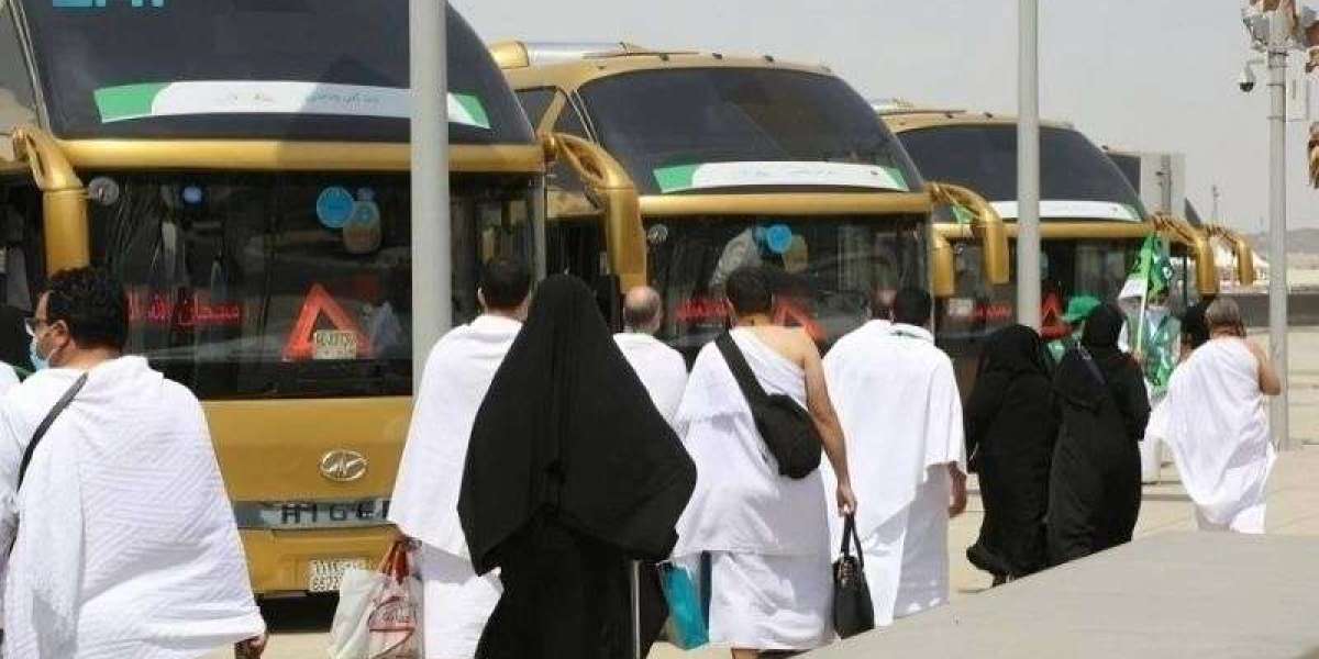 Umrah Transport KSA – Reliable Umrah Taxi & Transfers in Saudi Arabia