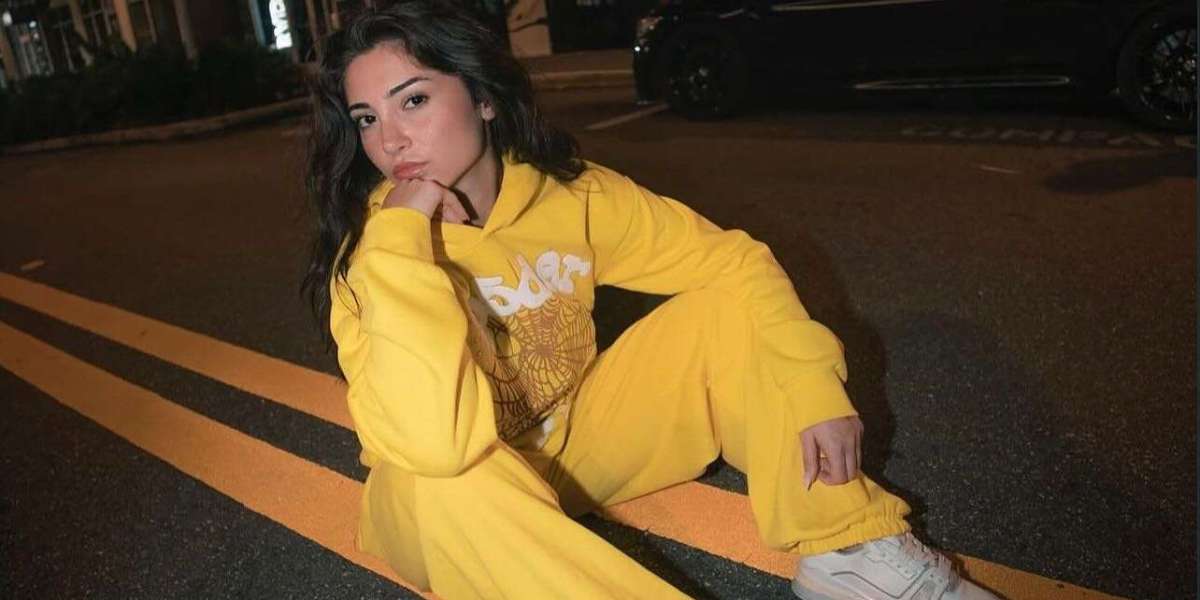 Sp5der Hoodie vs. Other Streetwear Hoodies: Which One Is Better?