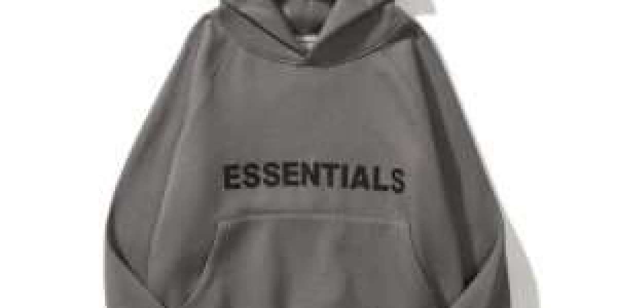 Essentials Clothing: The Quiet Movement Reshaping Everyday Style