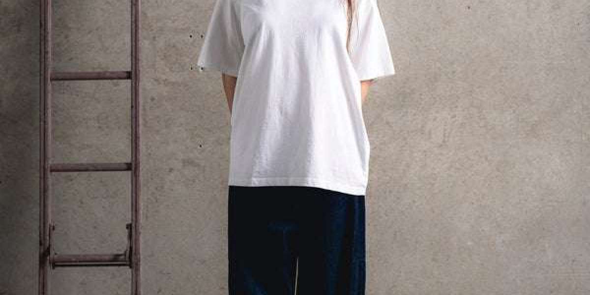 Vescartes: Everyday Fashion with a Modern Edge