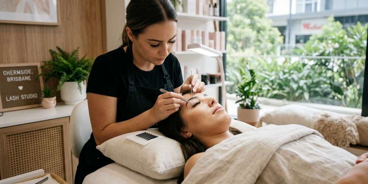 Where Can You Find Eyelash Extensions in Chermside