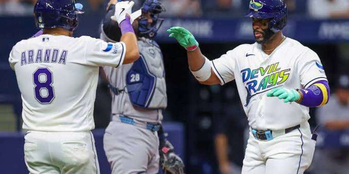 Tampa Bay Rays get RHP Casey Legumina against Seattle Mariners for RHP Ty Cummings